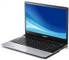 Laptop SAMSUNG 300E4X CI3-3110